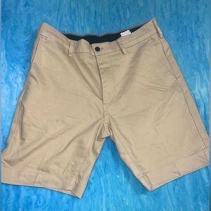 Polo tan shorts- Performance Style- Size 31- never worn